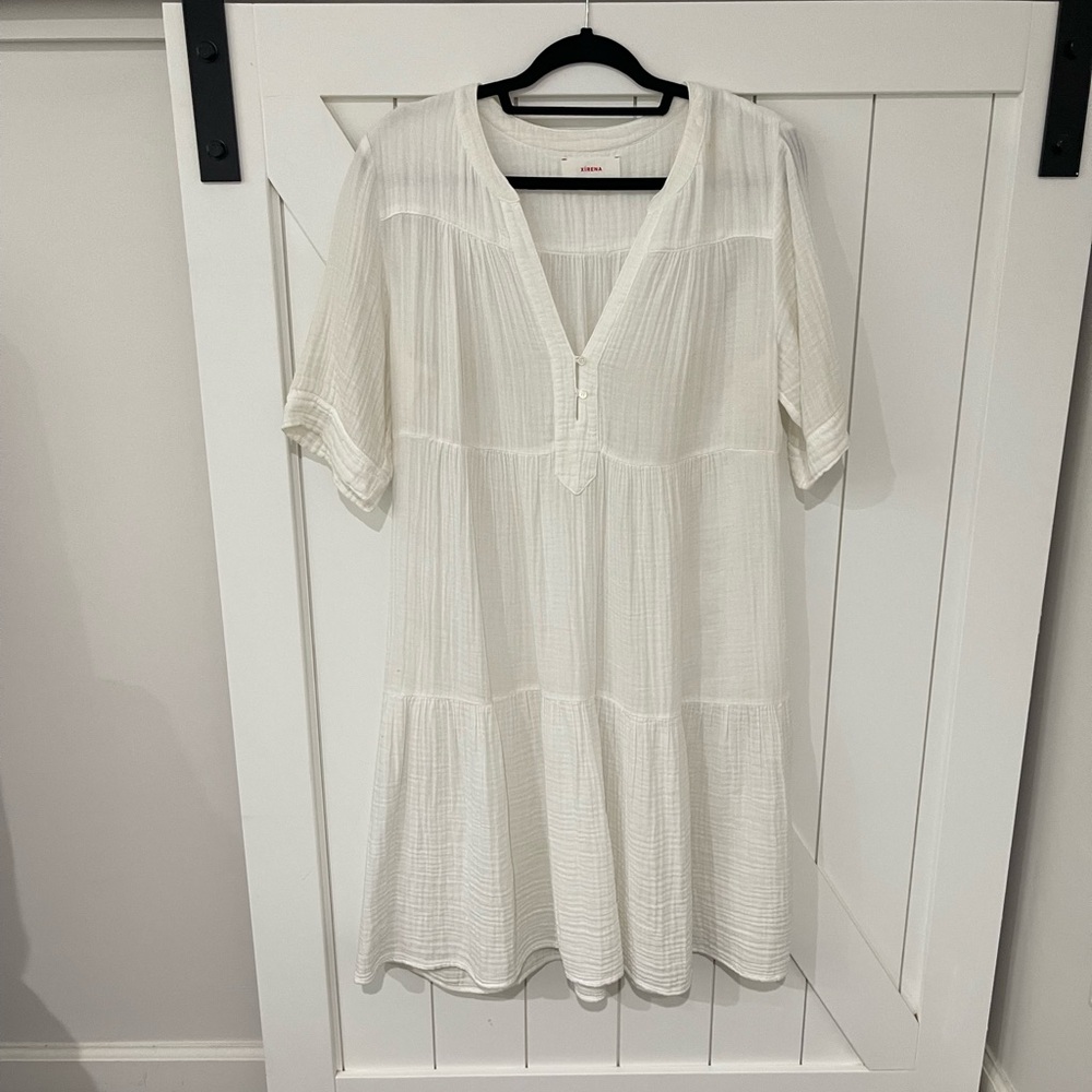 XiRENA Classic White dress